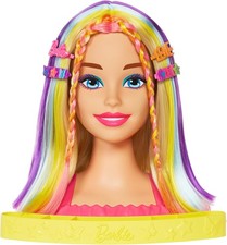 Tête de Barbie à coiffer