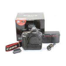 Canon EOS-1DX Mark II + 425 K Déclenchements + Bon État (271059)