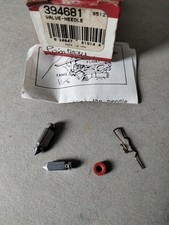 394681 Briggs & Stratton Kit pointeau + siège d'origine moteur BRIGGS & STRATTON