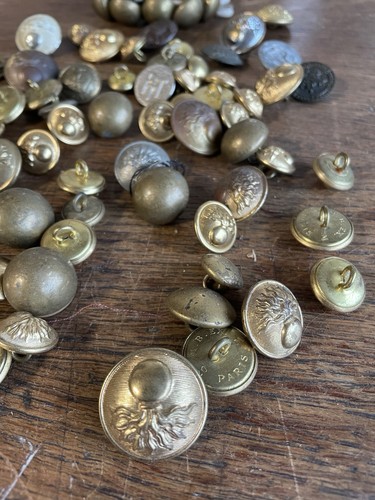 Lot boutons militaire - lot,
