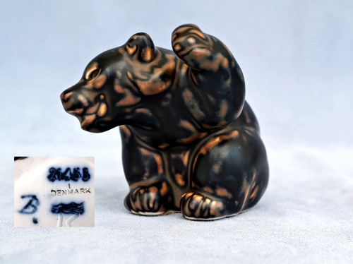 Royal copenhagen figurine - royal,