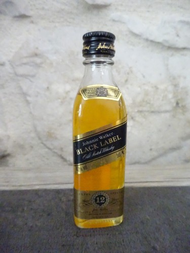 Mignonnette bouteille johnnie - mignonnette,