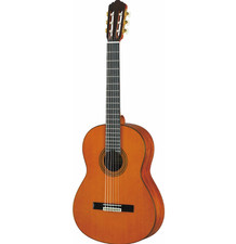 Guitare classique Yamaha GC12C avec étui semi-rigide [NEUF]