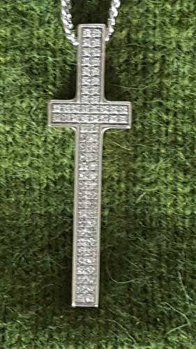Collier chaîne croix