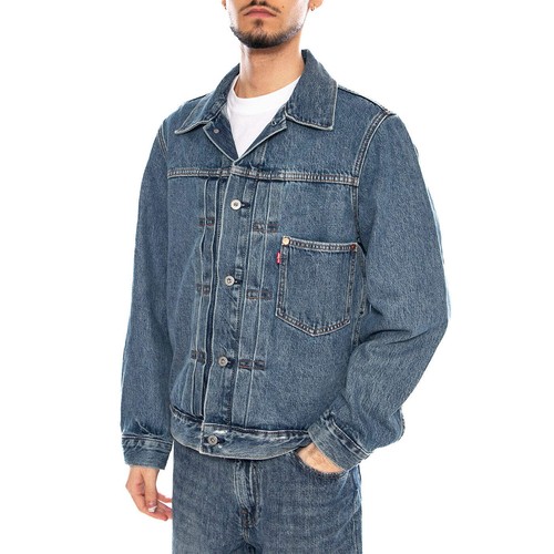 Levis type trucker dancing - i,