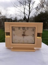 magnifique réveil mécanique