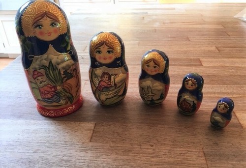 Russian fairy tale nesting