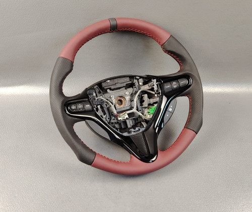Volant multimédia perforé - multimÉdia,