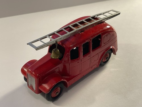 Dinky toys pompiers - toys,