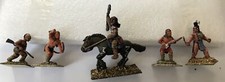 INDIENS LOT 3 - 5 Figurines En