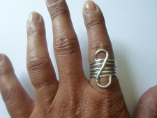 bague en argent massif, multi rangs ajourée, t. 59/60