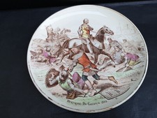 Assiette Creil et Montereau Terre de fer " Nos gloires militaires " n° 6  TBE