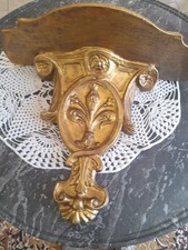 console en bois doré