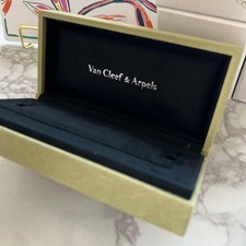 Van cleef arpels boite - &,