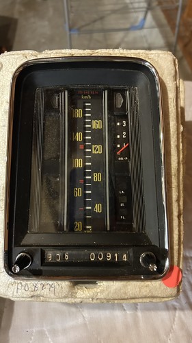 Mercedes benz w110 w111 160 - w110,