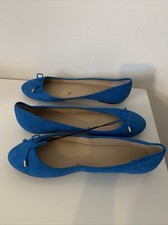 Chaussures Ballerines Bleues + Une Chaussure Droit En + Zara P38 Neuf