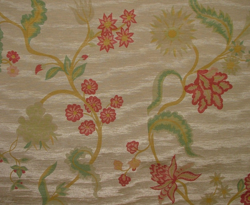 Tissu floral soie - en, arrosée