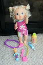 Hasbro Baby Alive 2012 Interactive Medical Kit Bilingual Eng/Fr Talking Doll