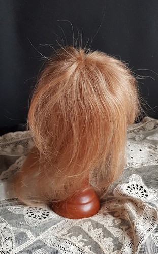 Jolie perruque cheveux - ,