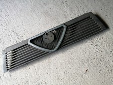GRILLE DE CALANDRE OCCASION REFERENCE 1610081025 POUR ALFA ROMEO ALFA 75 TURBO