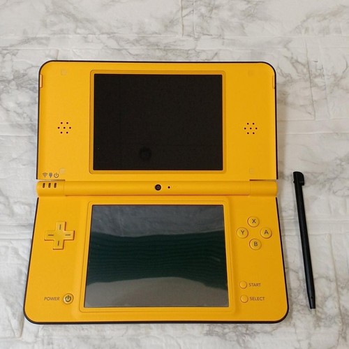 Nintendo dsi utl - xl, utl-001
