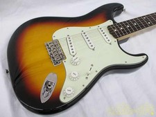 (FENDER TRADNL II 60S STARAT