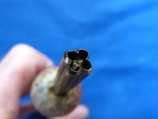 Outil ancien relieur reliure bronze fleuron fer à dorer ornement rosace croix