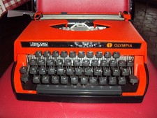 Machine à écrire Olympia Dactylette Orange Années 1978 objet ancien collection