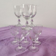 Verres A Liqueur Anciens À