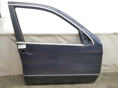 41518256824 porte avant droit
