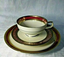 Tasse à thé en porcelaine allemande 3 pièces