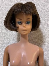 Poupée vintage Barbie American Girl corps pliable Mattel années 1960