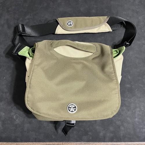 Crumpler camera messenger - camera, bag