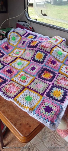 Couverture crochet fait main - crochet,