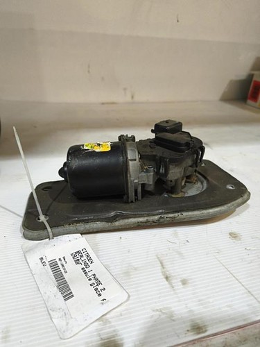 Moteur essuie glace avant