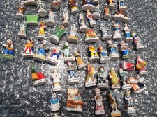 LOT 50 FEVES DIVERSES SUR LES