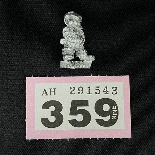 Art 1007 squat - 1007,