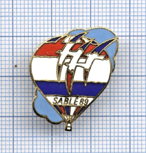 Rare pin montgolfiere sablé - montgolfiere,