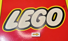 LEGO 3069p06 White Tile 1 x 2 with Yellow Arrow Long with Black Outline Pattern