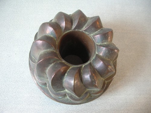 Ancien moule gâteau cuivre - ancien,