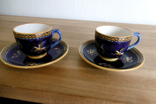 Deux tasses cafe - deux,