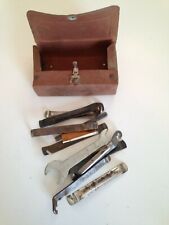 Superbe sacoche pour ancien vélo Motobecane trousse à outils de selle avec outil