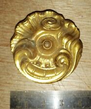 Ancien cache clou piton en laiton doré forme fleur moyen module tableau  cadre