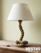 Lampe en corde, travail dans