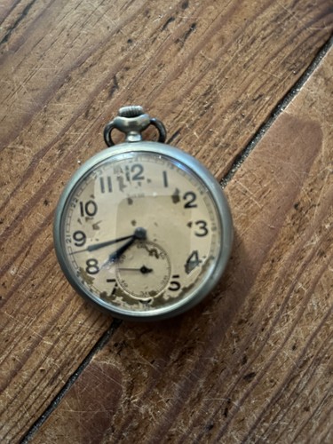 Montre gousset ancienne qui - à,