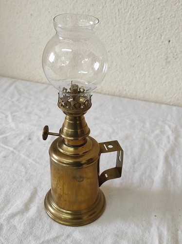 Ancienne lampe feutrée - ancienne,