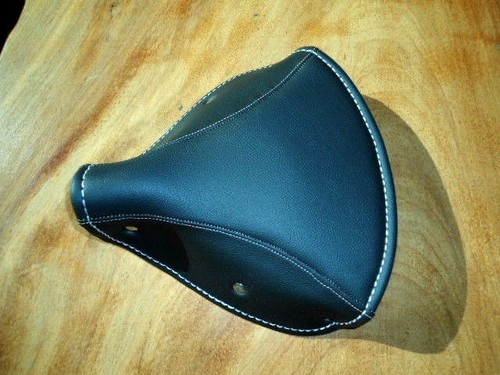 Dessus selle neuf - de, pour