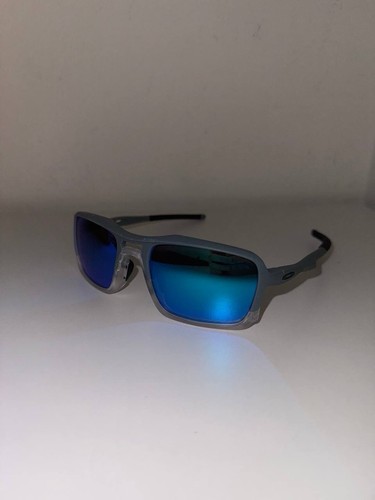 Rare oakley trigger - rare,
