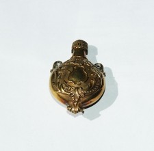 Ancienne Secouette, tabatière en laiton désargenté XIXème