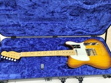 Guitare électrique FENDER